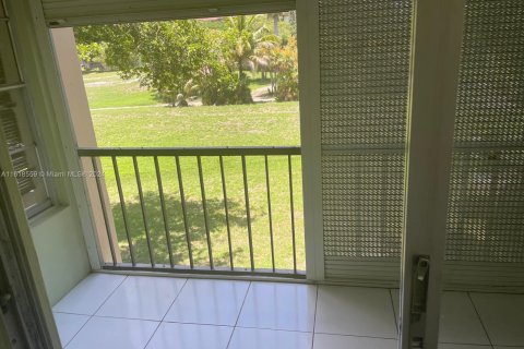 Copropriété à vendre à Lauderhill, Floride: 2 chambres, 94.39 m2 № 1240021 - photo 23