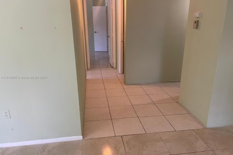 Copropriété à vendre à Lauderhill, Floride: 2 chambres, 94.39 m2 № 1240021 - photo 20