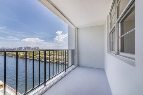 Copropriété à vendre à Hollywood, Floride: 1 chambre, 80.82 m2 № 1239986 - photo 3