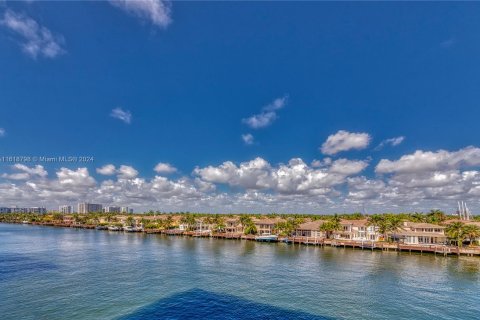 Copropriété à vendre à Hollywood, Floride: 1 chambre, 80.82 m2 № 1239986 - photo 23