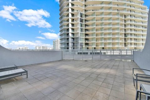 Condo in Fort Lauderdale, Florida, 1 bedroom  № 1005417 - photo 15