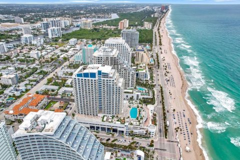 Condo in Fort Lauderdale, Florida, 1 bedroom  № 1005417 - photo 10