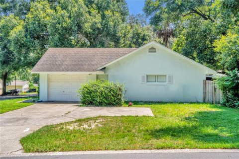 Villa ou maison à vendre à Mount Dora, Floride: 2 chambres, 111.3 m2 № 1339939 - photo 18