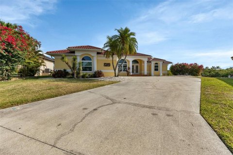 Casa en venta en Punta Gorda, Florida, 3 dormitorios, 207.73 m2 № 1194698 - foto 7