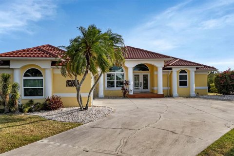 Casa en venta en Punta Gorda, Florida, 3 dormitorios, 207.73 m2 № 1194698 - foto 4