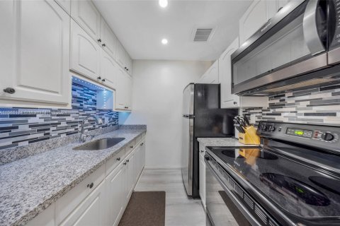 Copropriété à vendre à Hallandale Beach, Floride: 1 chambre, 58.06 m2 № 1173578 - photo 3