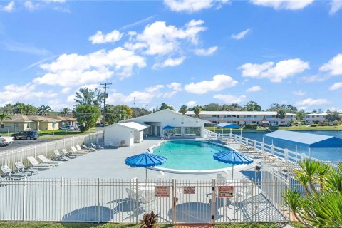 Copropriété à vendre à Hallandale Beach, Floride: 1 chambre, 58.06 m2 № 1173578 - photo 26