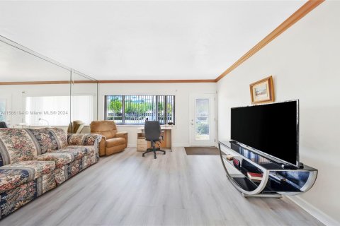 Copropriété à vendre à Hallandale Beach, Floride: 1 chambre, 58.06 m2 № 1173578 - photo 7