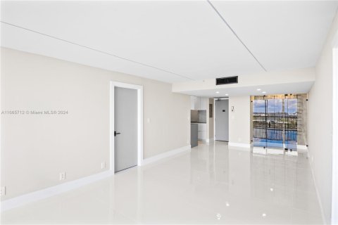 Condominio en venta en Aventura, Florida, 2 dormitorios, 107.49 m2 № 1378763 - foto 2