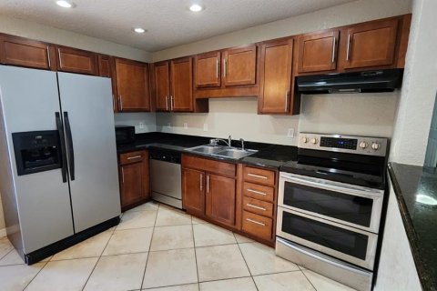 Condominio en venta en Orlando, Florida, 3 dormitorios, 120.96 m2 № 1326254 - foto 4