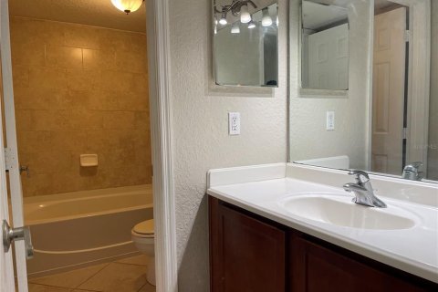 Condo in Orlando, Florida, 3 bedrooms  № 1326254 - photo 19