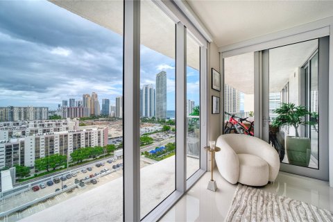 Condo in Sunny Isles Beach, Florida, 3 bedrooms  № 1325590 - photo 9