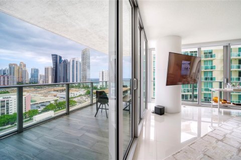 Condo in Sunny Isles Beach, Florida, 3 bedrooms  № 1325590 - photo 7