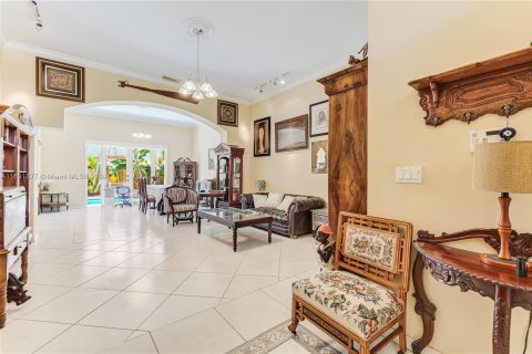 Villa ou maison à vendre à Miami, Floride: 4 chambres, 223.8 m2 № 1318842 - photo 14