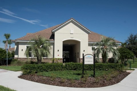 Townhouse in Windermere, Florida 3 bedrooms, 174.75 sq.m. № 1390802 - photo 27