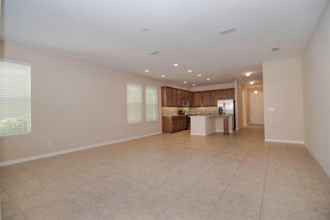 Townhouse in Windermere, Florida 3 bedrooms, 174.75 sq.m. № 1390802 - photo 12