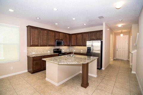 Townhouse in Windermere, Florida 3 bedrooms, 174.75 sq.m. № 1390802 - photo 8