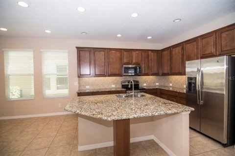 Townhouse in Windermere, Florida 3 bedrooms, 174.75 sq.m. № 1390802 - photo 7