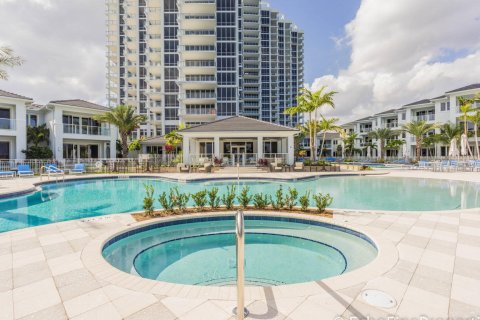 Condominio en venta en North Palm Beach, Florida, 3 dormitorios, 181.07 m2 № 1224830 - foto 17