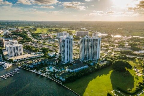Condominio en venta en North Palm Beach, Florida, 3 dormitorios, 181.07 m2 № 1224830 - foto 20