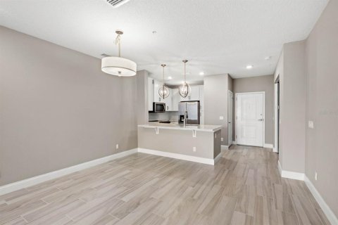 Copropriété à vendre à Orlando, Floride: 2 chambres, 128.76 m2 № 1335259 - photo 11