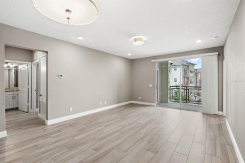 Copropriété à vendre à Orlando, Floride: 2 chambres, 128.76 m2 № 1335259 - photo 13