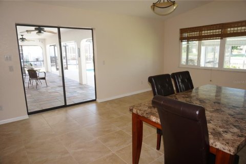 Villa ou maison à vendre à Punta Gorda, Floride: 2 chambres, 159.42 m2 № 1105262 - photo 27