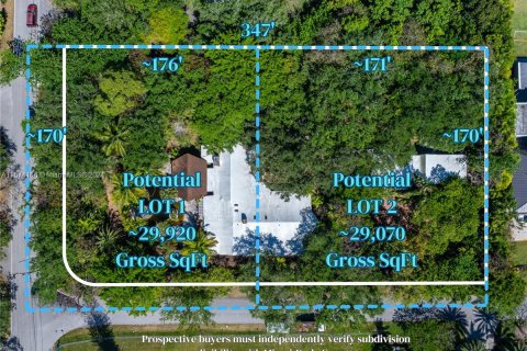 Terreno en venta en Miami, Florida № 1138643 - foto 4