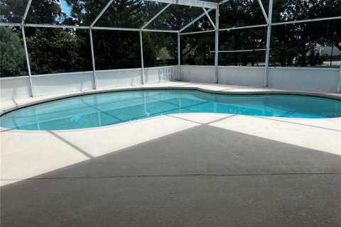 House in Davenport, Florida 4 bedrooms, 151.43 sq.m. № 1338554 - photo 29