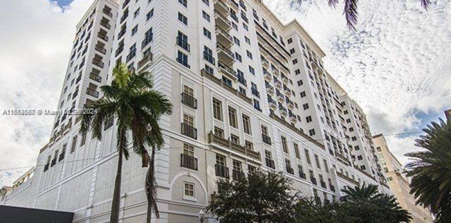 Condominio en Coral Gables, Florida, 2 dormitorios  № 1383019