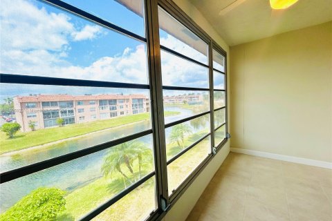 Condominio en venta en Sunrise, Florida, 2 dormitorios, 78.97 m2 № 1383020 - foto 4