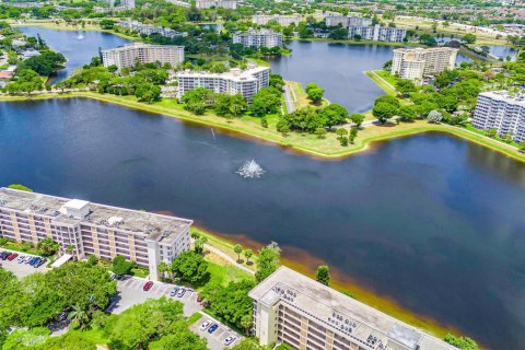 Condo in Pompano Beach, Florida, 3 bedrooms  № 1180543 - photo 6