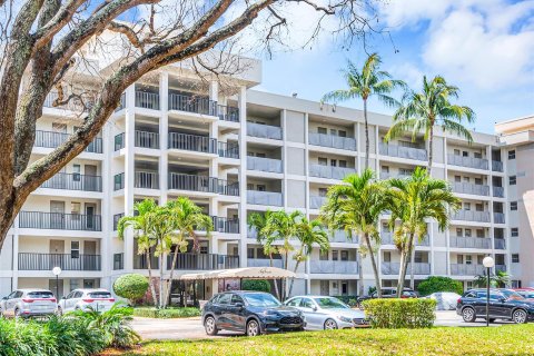 Condo in Pompano Beach, Florida, 3 bedrooms  № 1180543 - photo 2