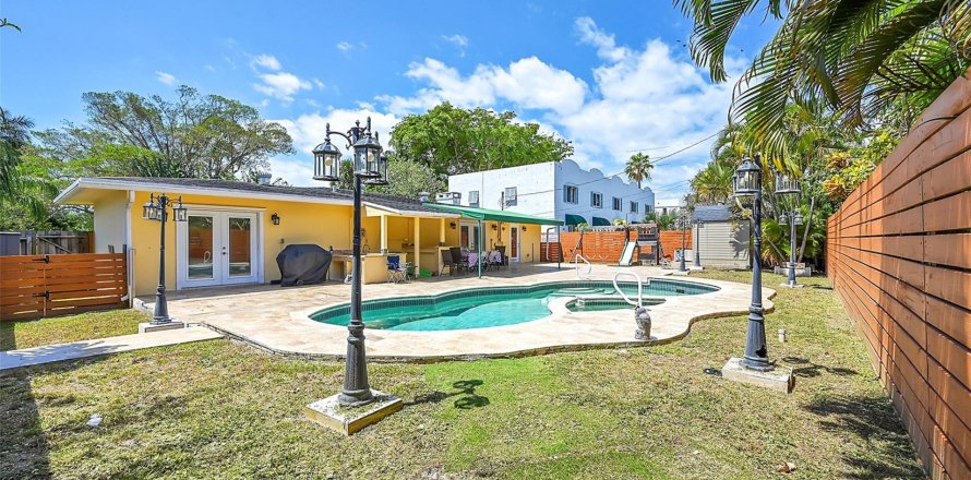 Villa ou maison à Pompano Beach, Floride 3 chambres, 125.42 m2 № 445892