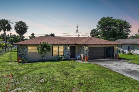 Villa ou maison à vendre à Port Charlotte, Floride: 2 chambres, 96.06 m2 № 1339199 - photo 2