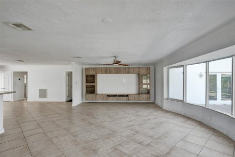 House in Fort Lauderdale, Florida 4 bedrooms, 256.32 sq.m. № 1174962 - photo 20