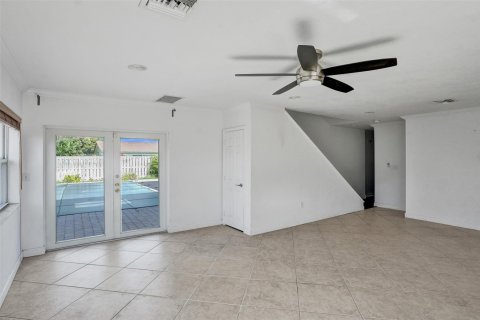 House in Fort Lauderdale, Florida 4 bedrooms, 256.32 sq.m. № 1174962 - photo 11