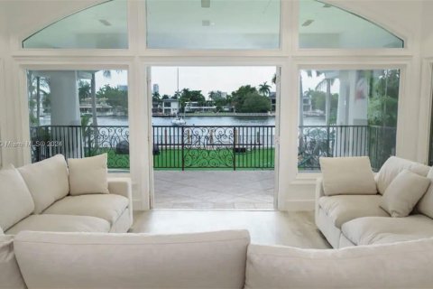 Casa en venta en Hollywood, Florida, 8 dormitorios, 624.12 m2 № 1239467 - foto 7