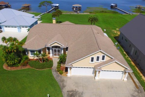 House in Lake Placid, Florida 5 bedrooms, 342.53 sq.m. № 760160 - photo 1