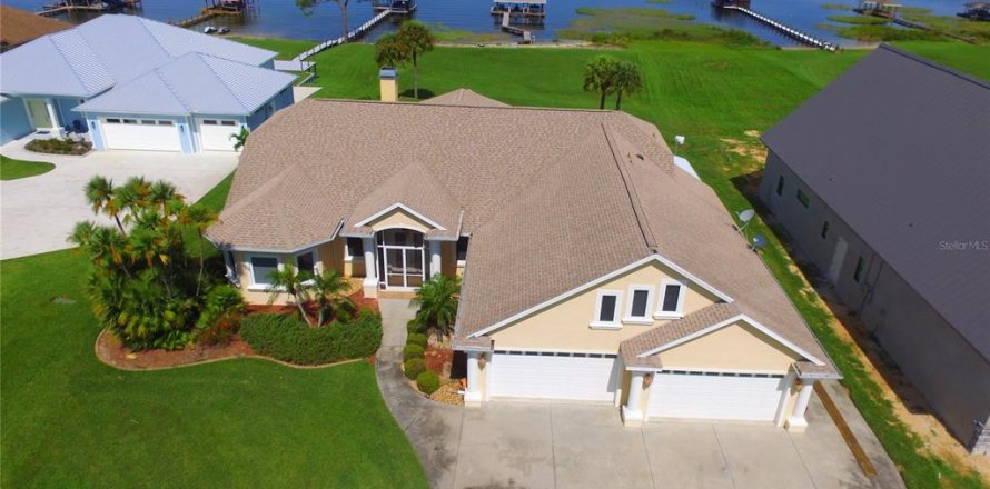 House in Lake Placid, Florida 5 bedrooms, 342.53 sq.m. № 760160