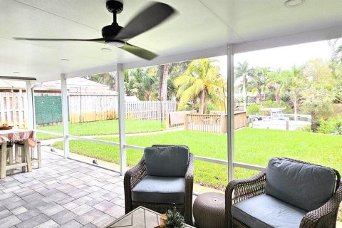 Casa en venta en Palm City, Florida, 3 dormitorios, 133.5 m2 № 932470 - foto 14