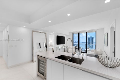 Condominio en venta en Miami, Florida, 2 dormitorios, 119.19 m2 № 1411950 - foto 5