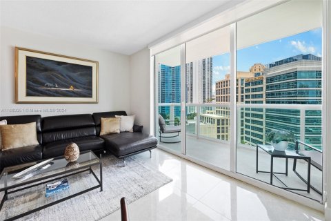 Condo in Fort Lauderdale, Florida, 2 bedrooms  № 1411985 - photo 4