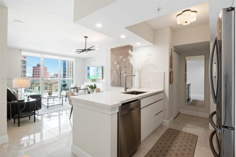 Condo in Fort Lauderdale, Florida, 2 bedrooms  № 1411985 - photo 15