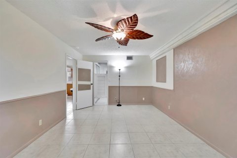 Copropriété à vendre à Tamarac, Floride: 1 chambre, 76.64 m2 № 925581 - photo 27