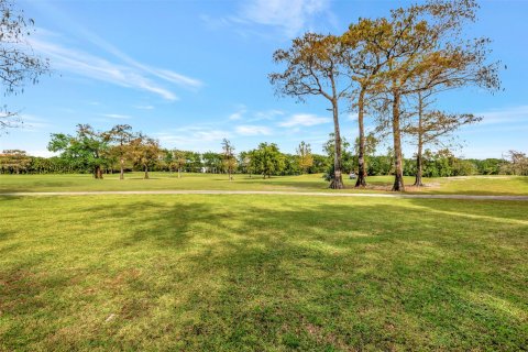 Condo in Tamarac, Florida, 1 bedroom  № 925581 - photo 14