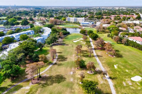 Condo in Tamarac, Florida, 1 bedroom  № 925581 - photo 9