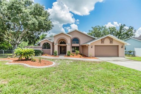 Casa en venta en Spring Hill, Florida, 3 dormitorios, 239.32 m2 № 1304490 - foto 1