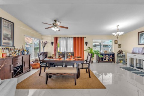 Villa ou maison à vendre à Miami, Floride: 3 chambres, 173.36 m2 № 1333482 - photo 7