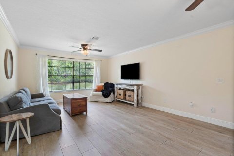 Casa en venta en Palm City, Florida, 6 dormitorios, 388.24 m2 № 1118072 - foto 29